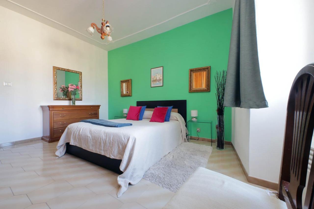 Casa Rossi Roma Apartment ภายนอก รูปภาพ