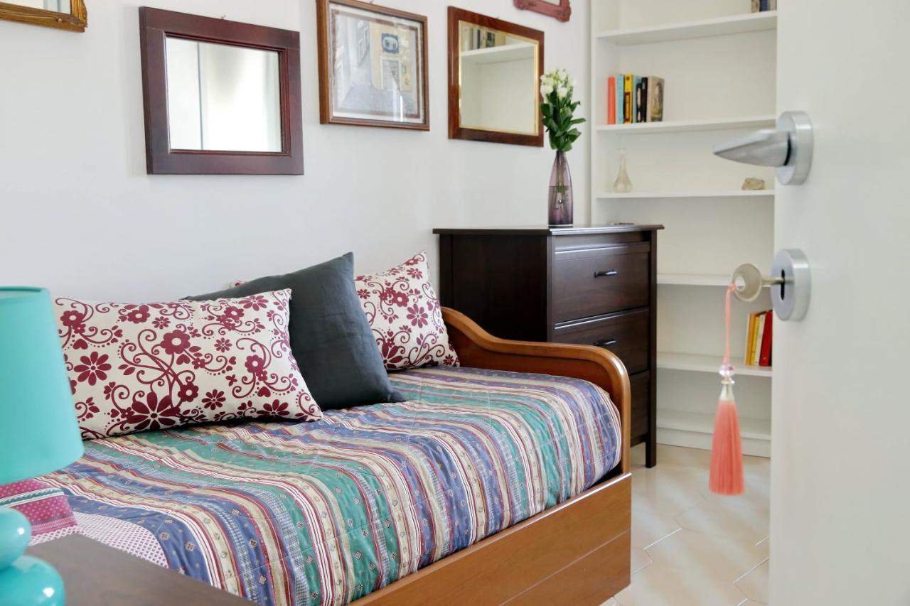 Casa Rossi Roma Apartment ภายนอก รูปภาพ